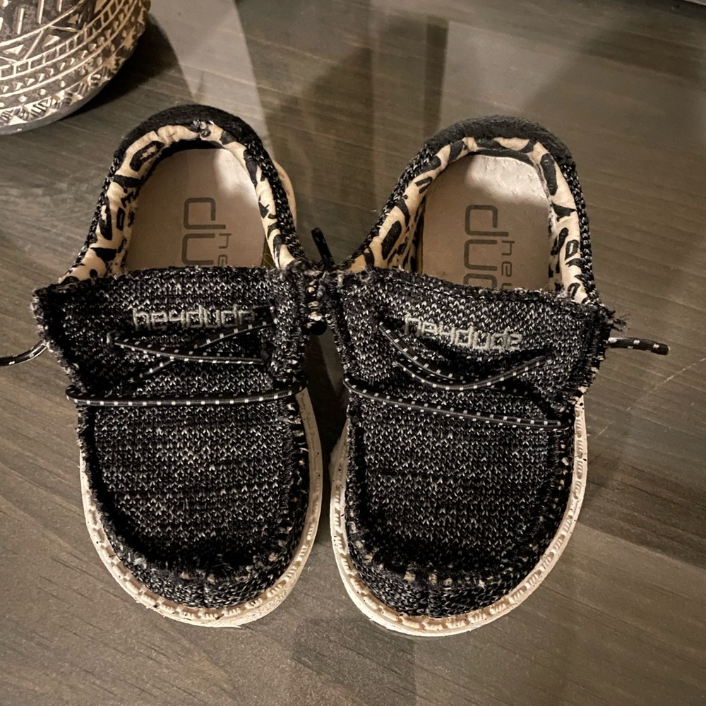 Hey dudes wally toddler Sox skater